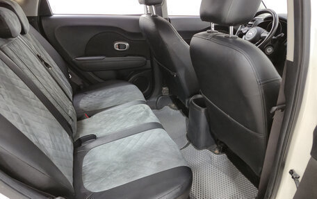 KIA Soul II рестайлинг, 2015 год, 975 000 рублей, 15 фотография