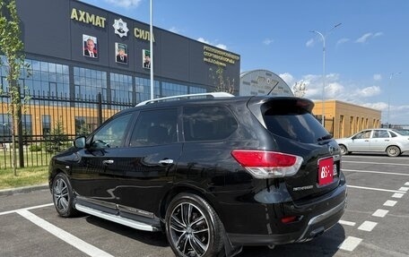 Nissan Pathfinder, 2015 год, 1 950 000 рублей, 7 фотография