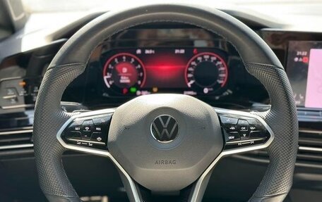 Volkswagen Golf VIII, 2021 год, 1 700 000 рублей, 9 фотография