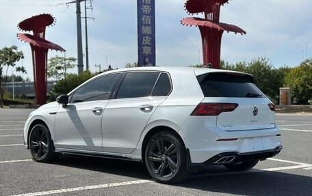 Volkswagen Golf VIII, 2021 год, 1 700 000 рублей, 6 фотография