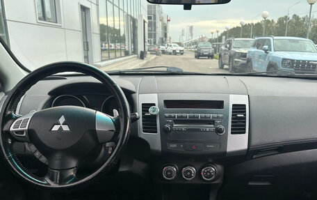 Mitsubishi Outlander III рестайлинг 3, 2011 год, 949 000 рублей, 5 фотография