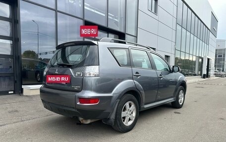 Mitsubishi Outlander III рестайлинг 3, 2011 год, 949 000 рублей, 3 фотография