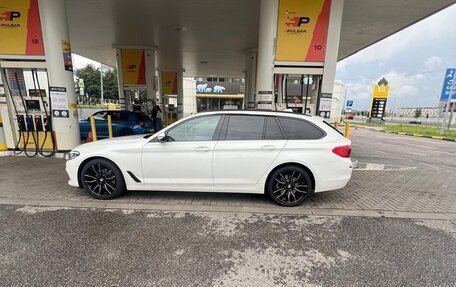 BMW 5 серия, 2019 год, 2 850 000 рублей, 5 фотография