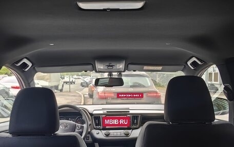 Toyota RAV4, 2019 год, 2 900 000 рублей, 5 фотография
