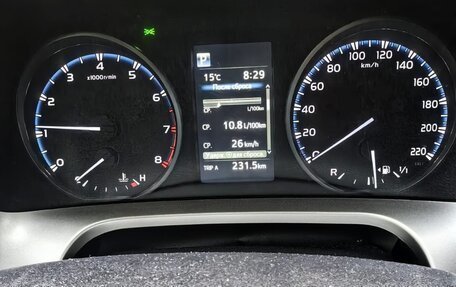 Toyota RAV4, 2019 год, 2 900 000 рублей, 12 фотография