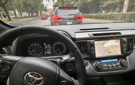 Toyota RAV4, 2019 год, 2 900 000 рублей, 15 фотография
