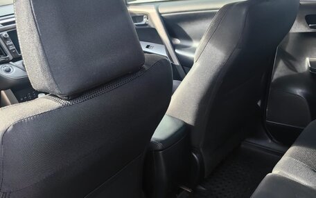 Toyota RAV4, 2019 год, 2 900 000 рублей, 22 фотография