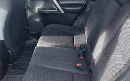 Toyota RAV4, 2019 год, 2 900 000 рублей, 23 фотография