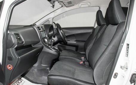 Toyota Ractis II, 2012 год, 995 000 рублей, 6 фотография