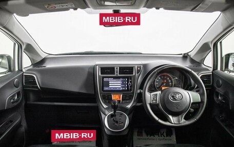 Toyota Ractis II, 2012 год, 995 000 рублей, 8 фотография