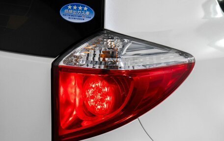 Toyota Ractis II, 2012 год, 995 000 рублей, 20 фотография