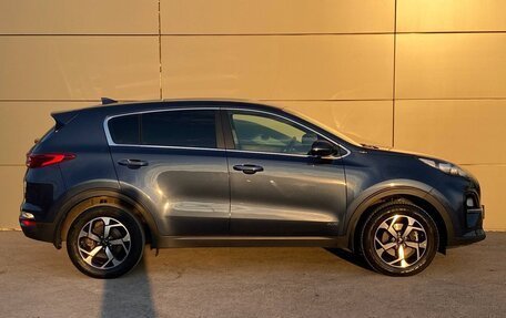 KIA Sportage IV рестайлинг, 2019 год, 1 899 000 рублей, 7 фотография