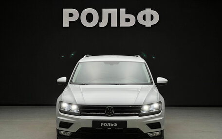 Volkswagen Tiguan II, 2017 год, 2 150 000 рублей, 2 фотография
