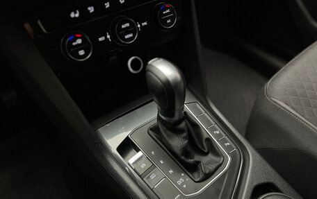 Volkswagen Tiguan II, 2017 год, 2 150 000 рублей, 18 фотография