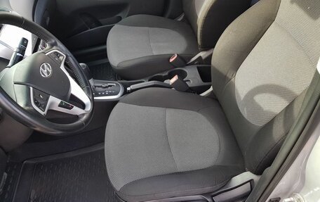 Hyundai Solaris II рестайлинг, 2014 год, 995 000 рублей, 7 фотография