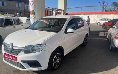Renault Logan II, 2020 год, 800 000 рублей, 1 фотография
