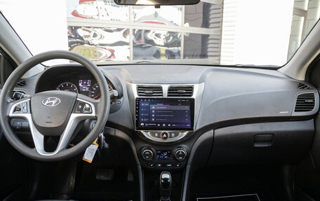 Hyundai Solaris II рестайлинг, 2016 год, 958 000 рублей, 15 фотография