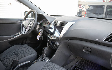 Hyundai Solaris II рестайлинг, 2016 год, 958 000 рублей, 19 фотография