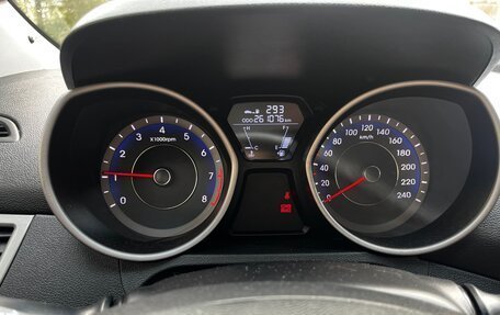 Hyundai Elantra V, 2012 год, 850 000 рублей, 7 фотография