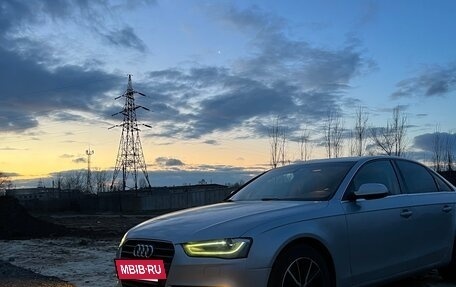 Audi A4, 2013 год, 999 999 рублей, 2 фотография