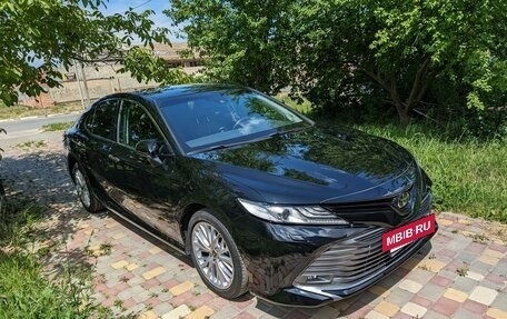 Toyota Camry, 2020 год, 3 350 000 рублей, 5 фотография