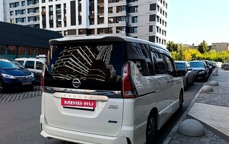 Nissan Serena IV, 2017 год, 1 950 000 рублей, 3 фотография