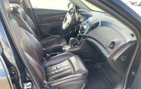 Chevrolet Cruze II, 2013 год, 850 000 рублей, 13 фотография