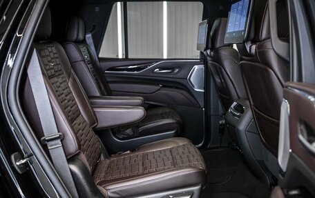 Cadillac Escalade V, 2021 год, 9 999 999 рублей, 22 фотография