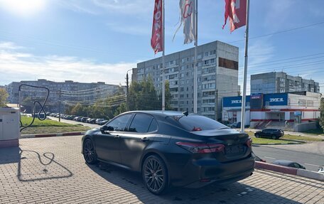 Toyota Camry, 2019 год, 2 700 000 рублей, 3 фотография
