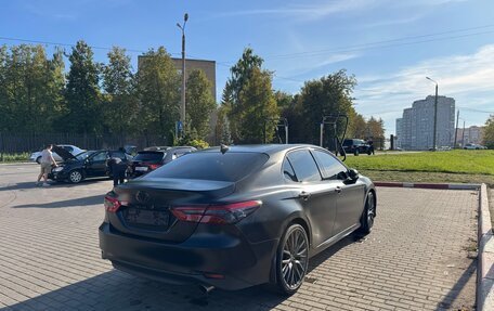 Toyota Camry, 2019 год, 2 700 000 рублей, 5 фотография