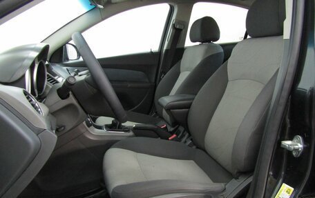 Chevrolet Cruze II, 2010 год, 567 000 рублей, 13 фотография