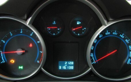 Chevrolet Cruze II, 2010 год, 567 000 рублей, 21 фотография