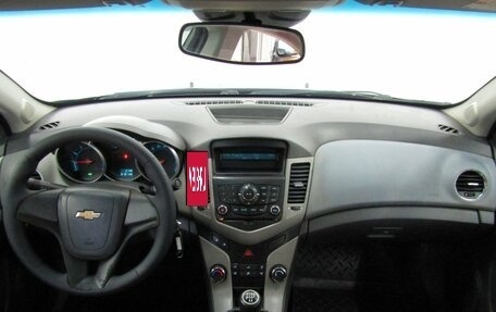 Chevrolet Cruze II, 2010 год, 567 000 рублей, 17 фотография