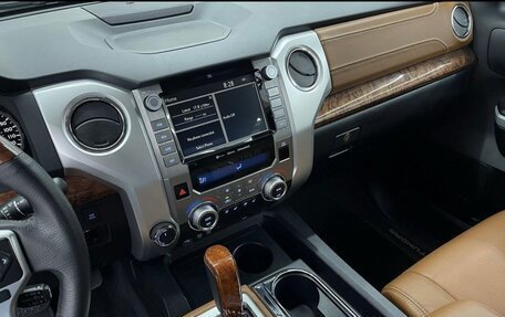 Toyota Tundra II, 2021 год, 7 200 000 рублей, 9 фотография