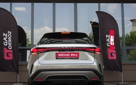 Lexus RX IV рестайлинг, 2025 год, 7 090 000 рублей, 6 фотография