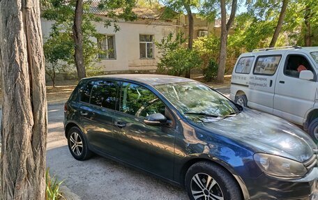 Volkswagen Golf VI, 2010 год, 1 020 000 рублей, 2 фотография