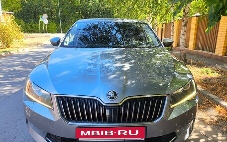 Skoda Superb III рестайлинг, 2015 год, 1 690 000 рублей, 7 фотография