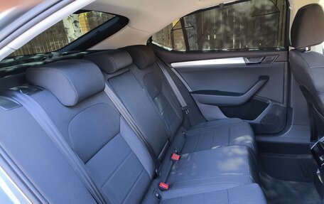 Skoda Superb III рестайлинг, 2015 год, 1 690 000 рублей, 20 фотография