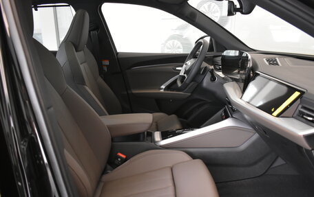 Audi Q5, 2025 год, 9 640 000 рублей, 26 фотография