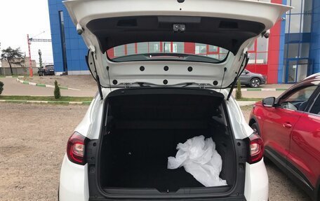 Renault Kaptur I рестайлинг, 2016 год, 1 295 000 рублей, 12 фотография