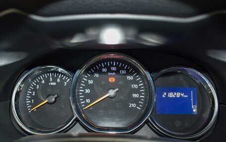 Renault Duster I рестайлинг, 2015 год, 1 010 000 рублей, 17 фотография