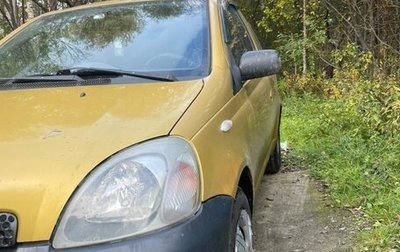 Toyota Yaris I рестайлинг, 2000 год, 300 000 рублей, 1 фотография