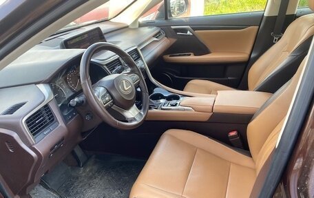 Lexus RX IV рестайлинг, 2016 год, 3 800 000 рублей, 8 фотография
