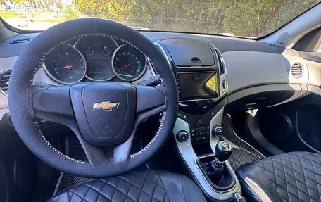 Chevrolet Cruze II, 2013 год, 600 000 рублей, 6 фотография