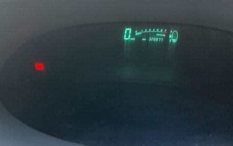 Toyota Yaris I рестайлинг, 2000 год, 300 000 рублей, 9 фотография