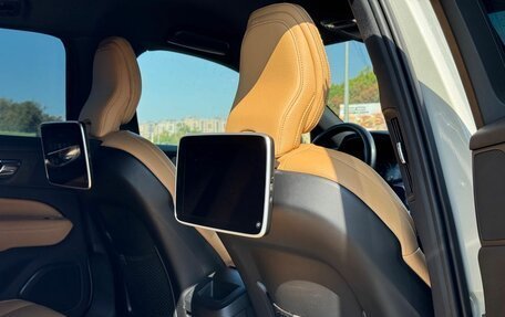 Volvo V60 Cross Country II, 2019 год, 2 850 000 рублей, 12 фотография