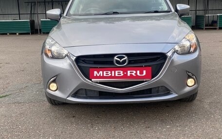 Mazda Demio IV, 2014 год, 1 049 000 рублей, 2 фотография
