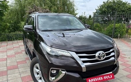 Toyota Fortuner II, 2019 год, 3 350 000 рублей, 2 фотография