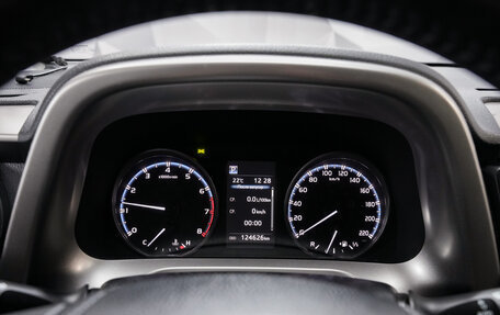 Toyota RAV4, 2018 год, 2 500 000 рублей, 11 фотография