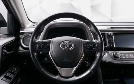 Toyota RAV4, 2018 год, 2 500 000 рублей, 10 фотография